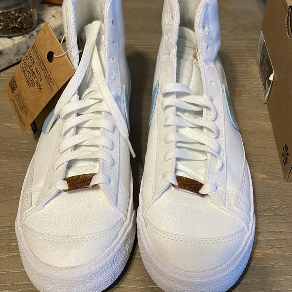 Never Worn! Women’s Blazer Mid ‘77 SE, Goat verified! - Picture 5 of 11